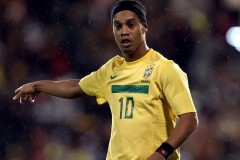 维尔港员工扰乱枪手训练 本-怀特飞球命中引风波